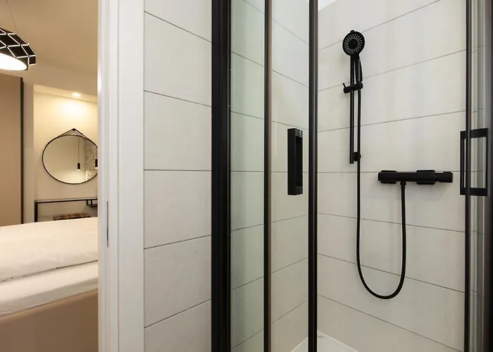 アパート Ela リエカ